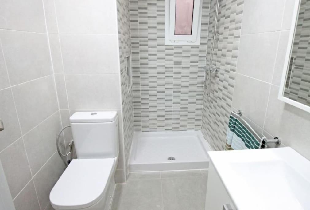 Bebarceloner Sant Andreu Apartments - 3 Bedrooms Ngoại thất bức ảnh