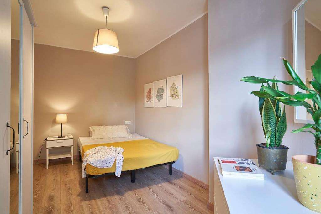 Bebarceloner Sant Andreu Apartments - 3 Bedrooms Ngoại thất bức ảnh